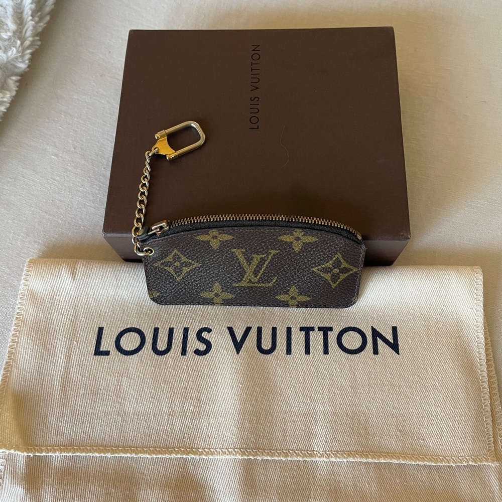 Louis Vuitton key chain pochette